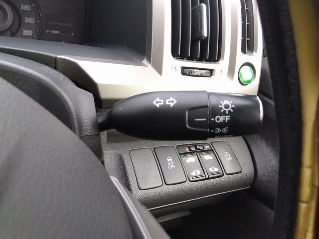 Honda e 2013-03 10983-23
