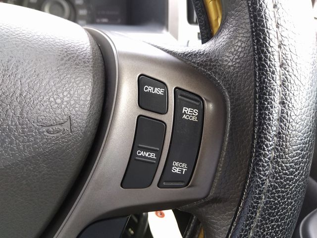Honda e 2013-03 10983-21