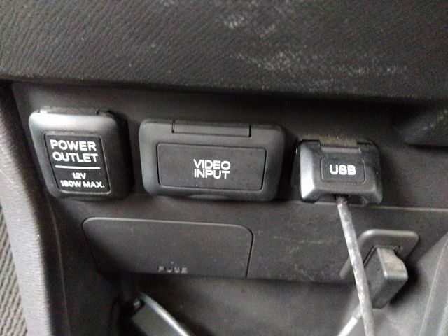Honda e 2013-03 10983-9
