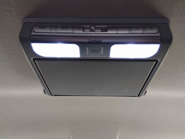 Honda e 2013-03 10983-25