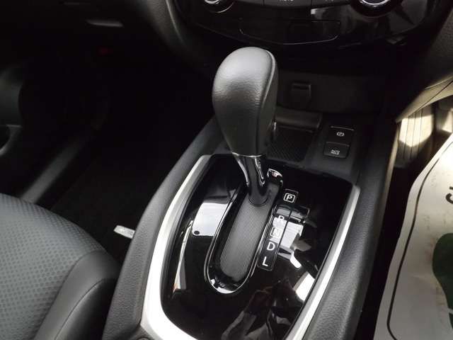 Nissan X-TRAIL 2019-03 9373-10