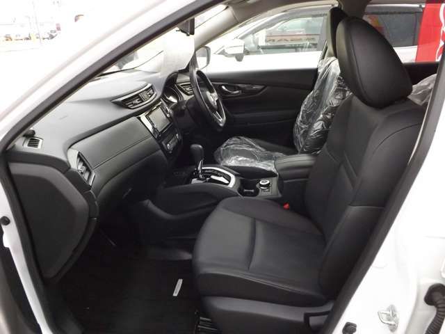 Nissan X-TRAIL 2019-03 9373-12