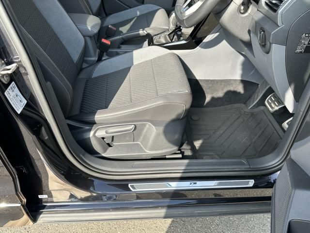 VolksWagen T-CROSS 2021-09 19193-11