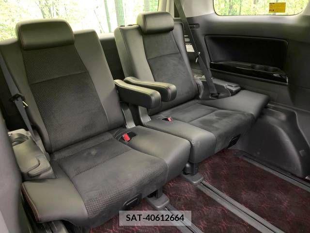 Toyota VELLFIRE 2013-08 351304-10