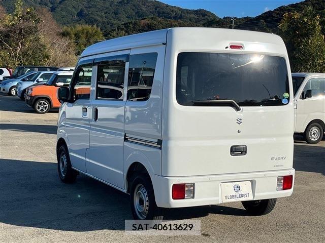 Suzuki EVERY 2019-10 371943-7