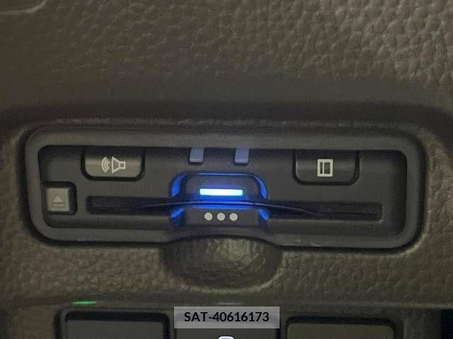 Honda N BOX 2022-10 382995-6