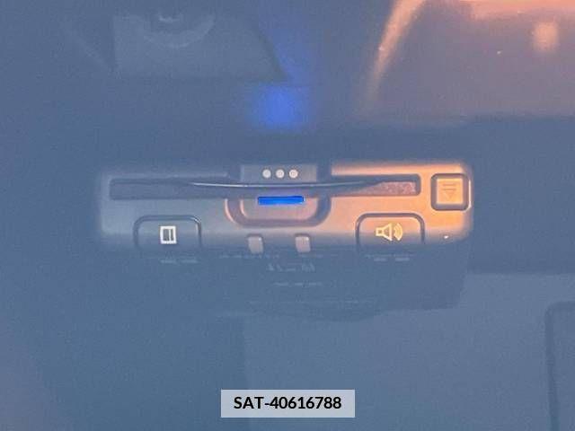 Renault MEGANE 2021-09 336039-7