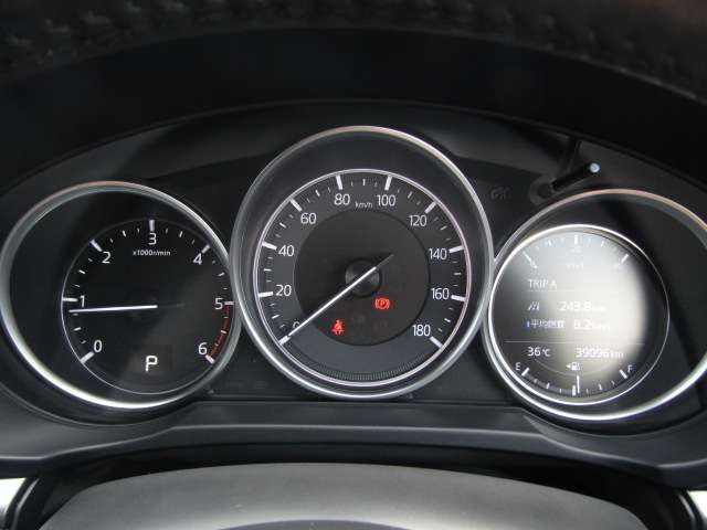 Mazda CX-8 2018-10 24109-10