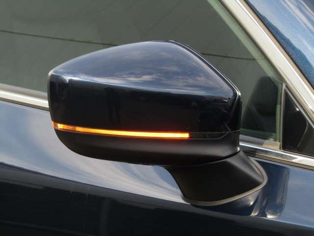 Mazda CX-8 2018-10 24109-3