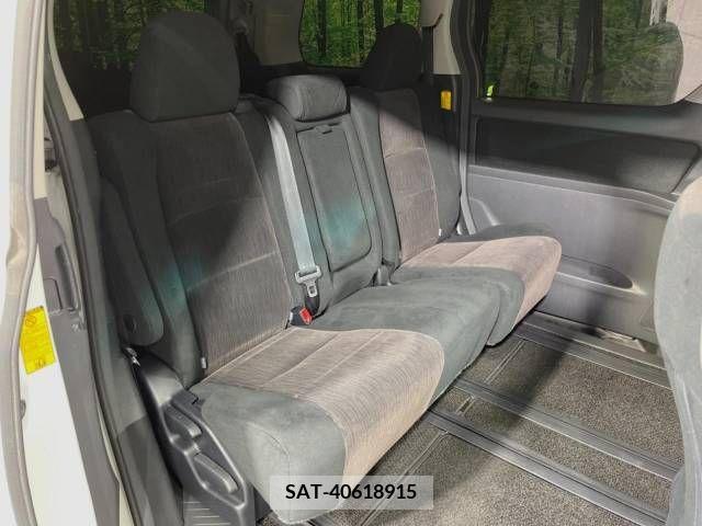 Toyota ALPHARD 2014-06 211900-9