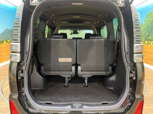 Toyota VOXY 2018-11 186024-11