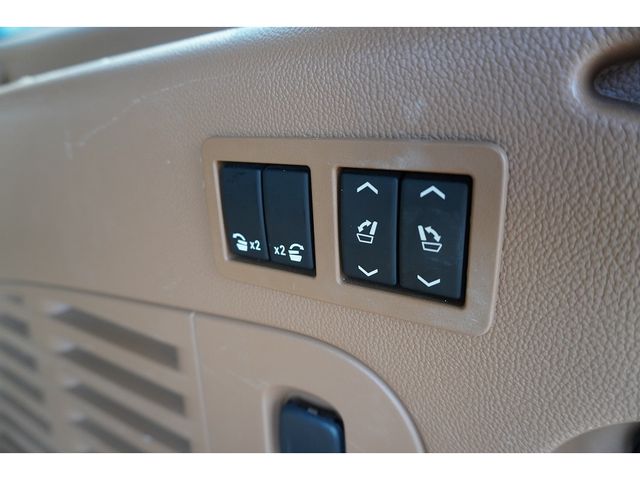 Cadillac ESCALADE 2018-02 2439-21