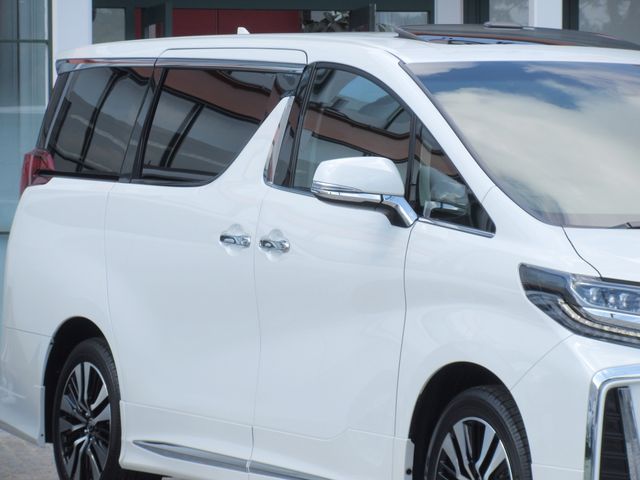 Toyota ALPHARD 2022-12 23528-8
