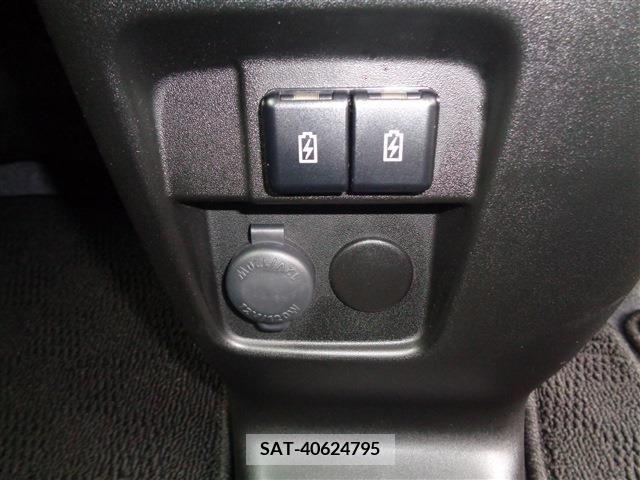 Suzuki SPACIA 2023-05 285831-15