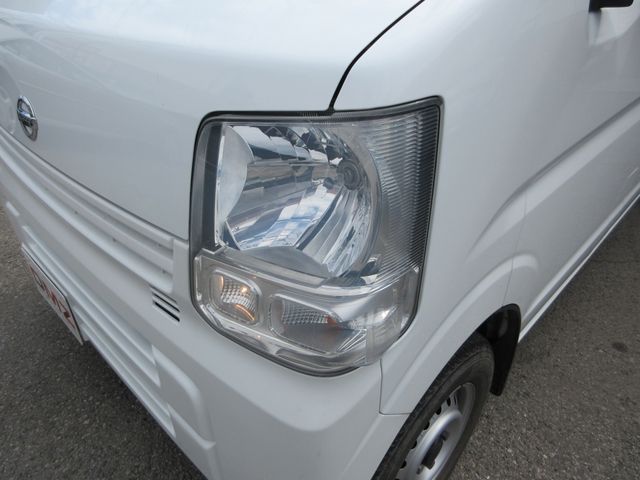 Nissan CLIPPER 2017-08 15730-16