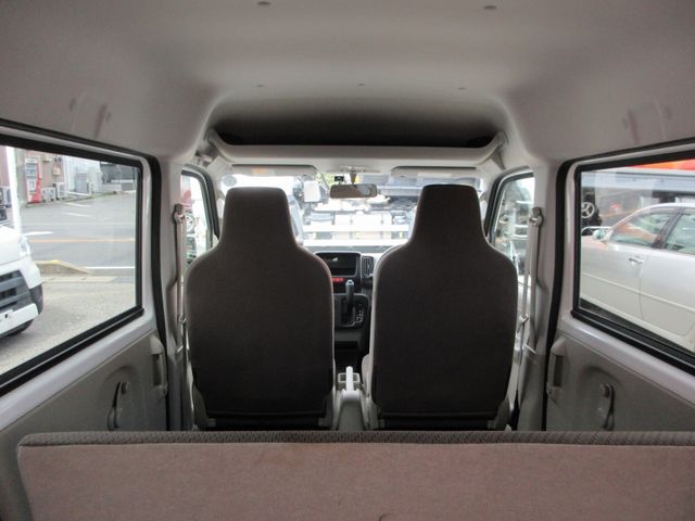 Nissan CLIPPER 2017-08 15730-13