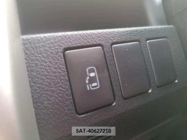 Toyota VOXY 2013-07 321377-16