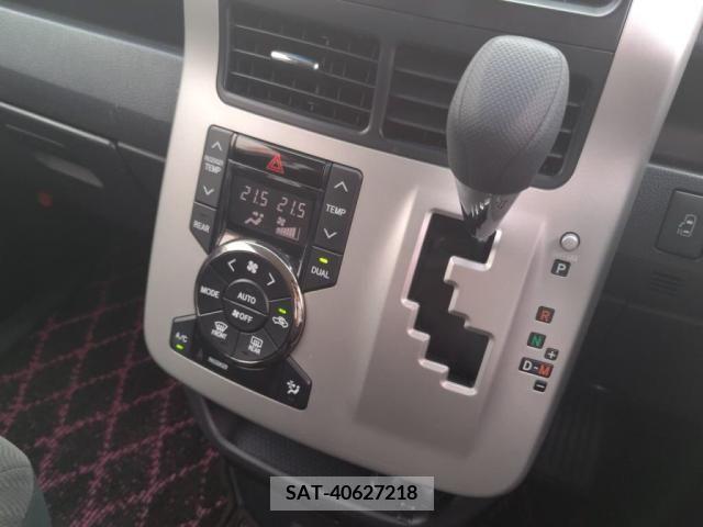 Toyota VOXY 2013-07 321377-15