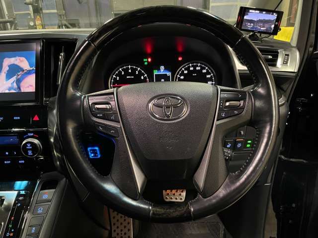 Toyota VELLFIRE 2016-11 185901-16