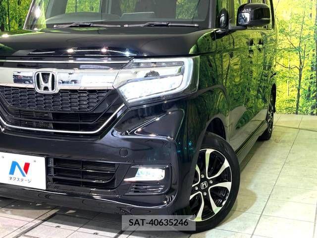 Honda N BOX CUSTOM 2018-03 306961-12