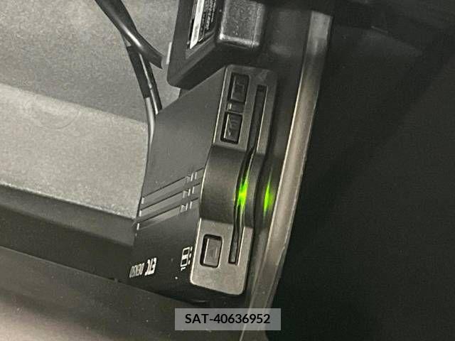 Toyota PRIUS 2019-07 342047-6