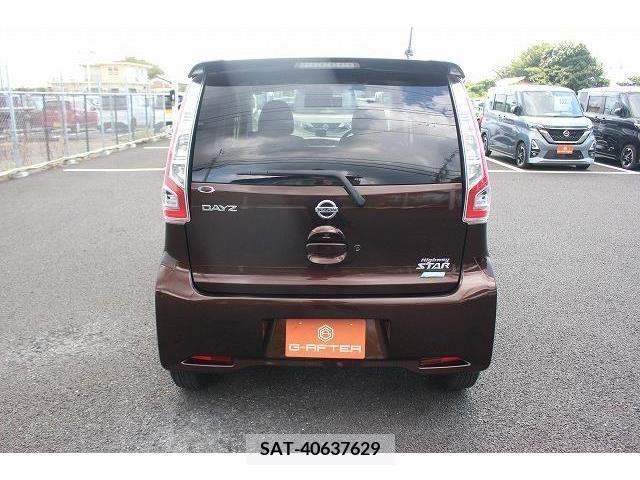 Nissan DAYZ 2016-08 390364-7