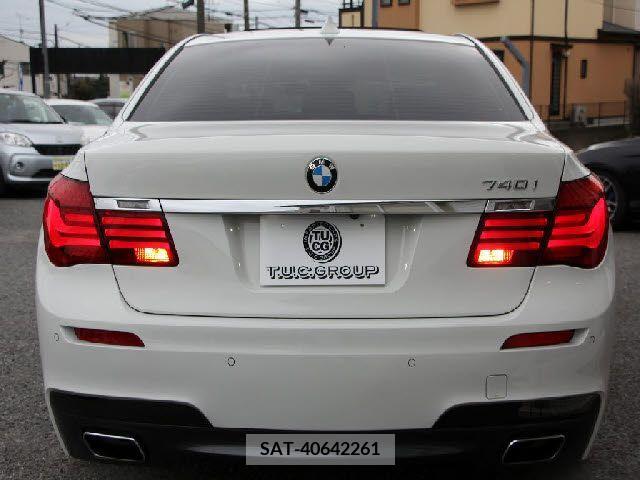 Bmw 7 SERIES 2013-07 372292-29