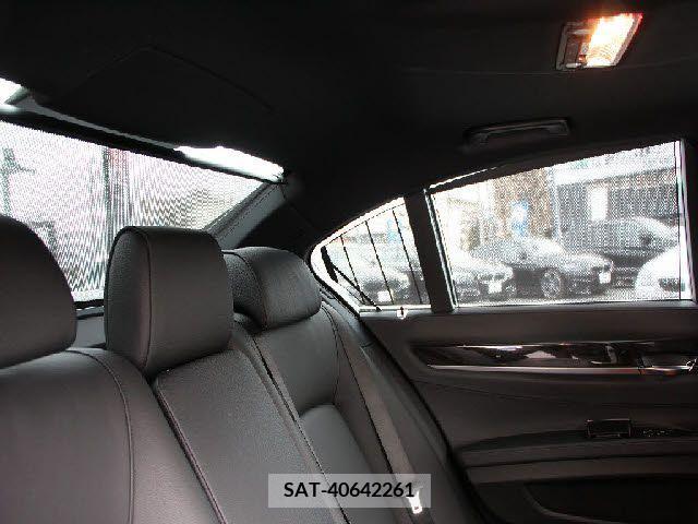 Bmw 7 SERIES 2013-07 372292-12