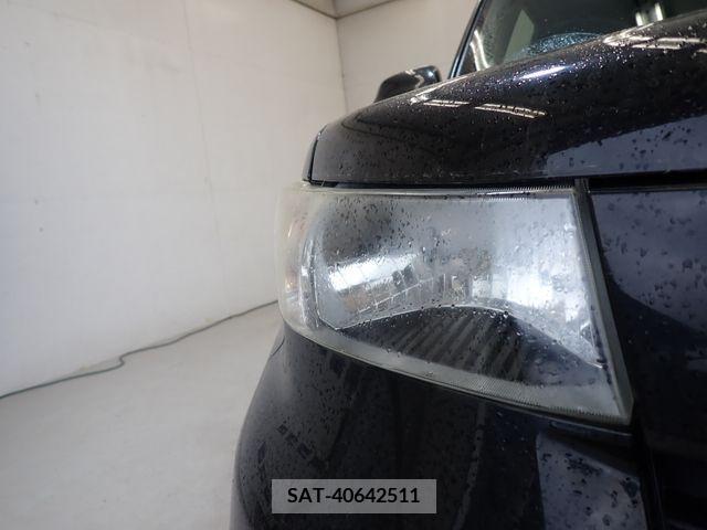 Toyota BB 2011-11 293062-8