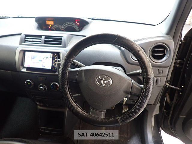 Toyota BB 2011-11 293062-9