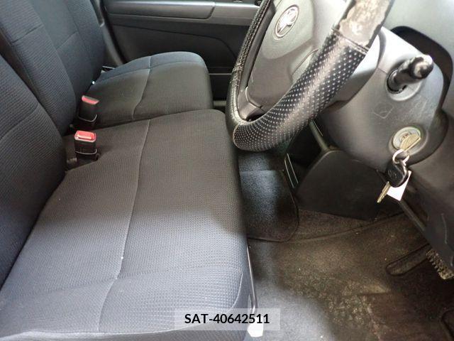 Toyota BB 2011-11 293062-17