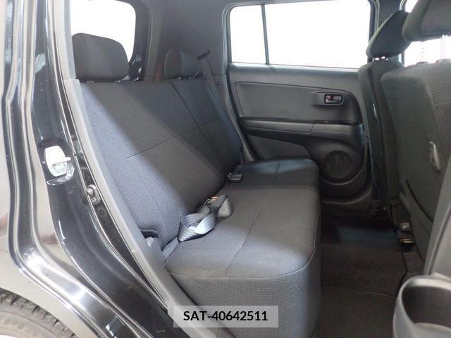 Toyota BB 2011-11 293062-18