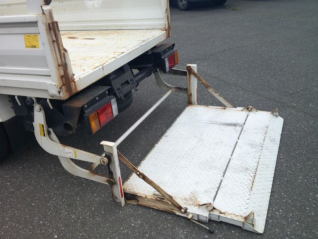 Mazda TITAN 2016-03 3925-10