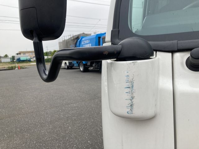 Mazda TITAN 2016-03 3925-15