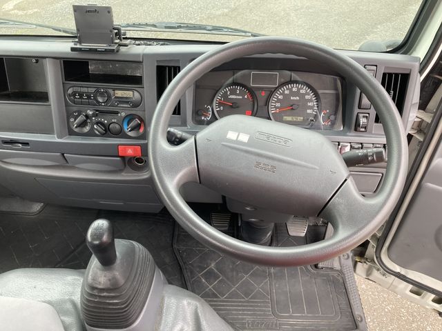 Mazda TITAN 2016-03 3925-13