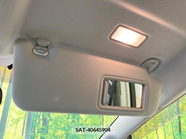 Toyota PRIUS ALPHA 2012-04 254277-7