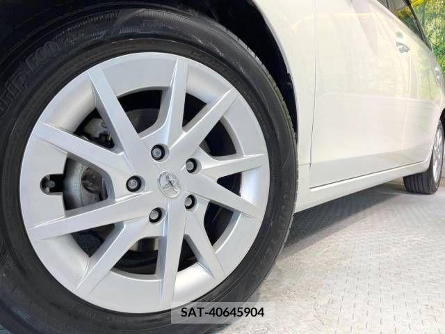 Toyota PRIUS ALPHA 2012-04 254277-13