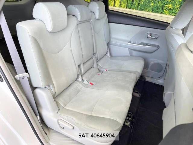 Toyota PRIUS ALPHA 2012-04 254277-9