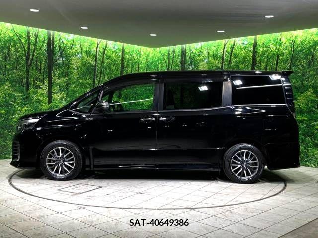 Toyota VOXY 2016-10 289089-17
