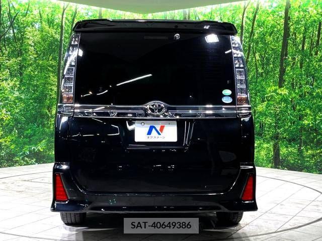 Toyota VOXY 2016-10 289089-16