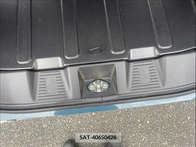 Suzuki SPACIA 2022-08 368576-15
