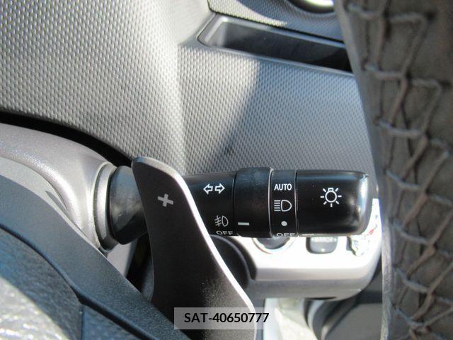 Toyota COROLLA RUMION 2012-06 376587-17