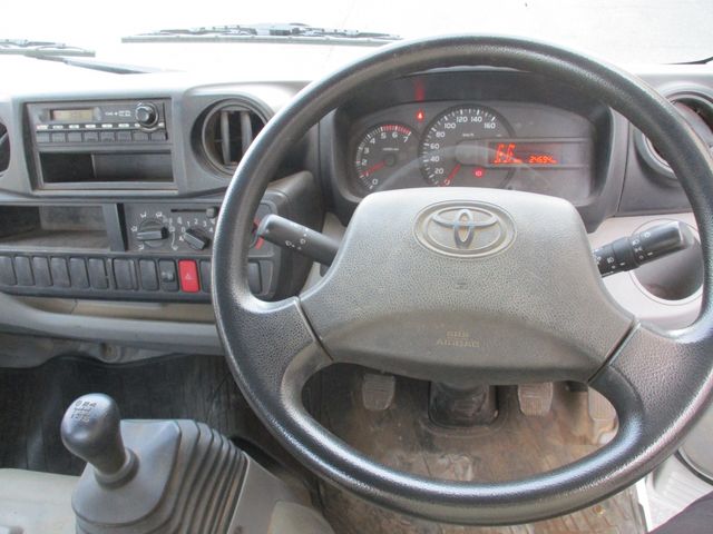 Toyota DYNA TRUCK 2012-03 3050-8