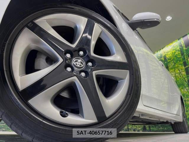 Toyota PRIUS 2020-09 366494-13