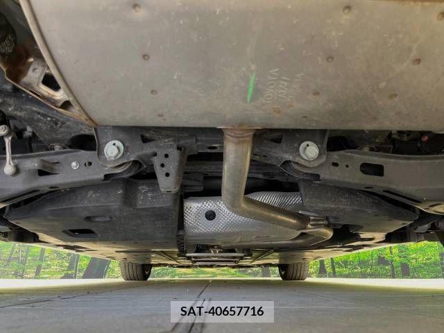 Toyota PRIUS 2020-09 366494-19