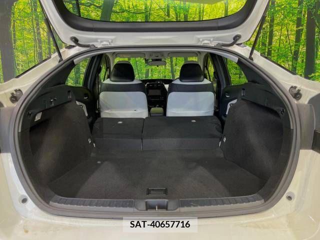 Toyota PRIUS 2020-09 366494-10