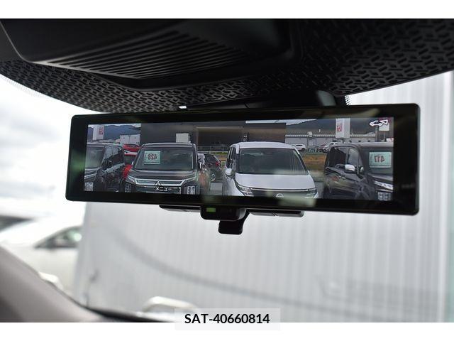Nissan Ariya 2023-07 209763-6
