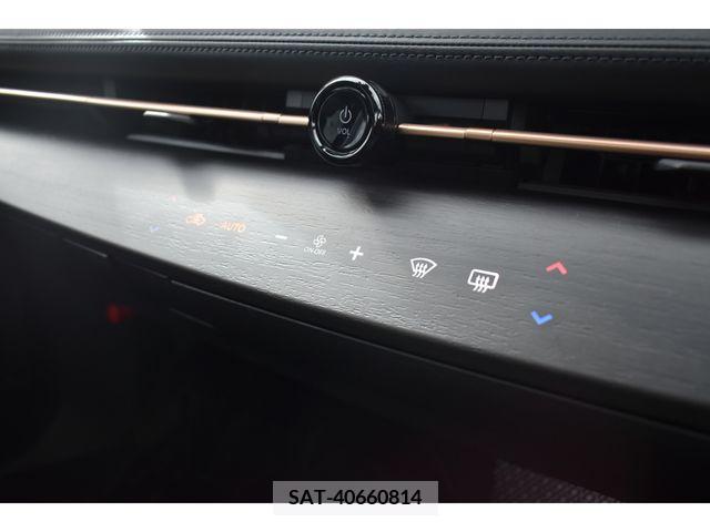 Nissan Ariya 2023-07 209763-9