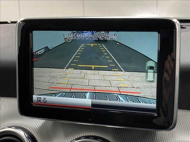 Mercedes Benz GLA-CLASS 2014-09 11512-4