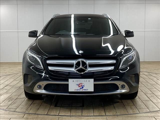 Mercedes Benz GLA-CLASS 2014-09 11512-2